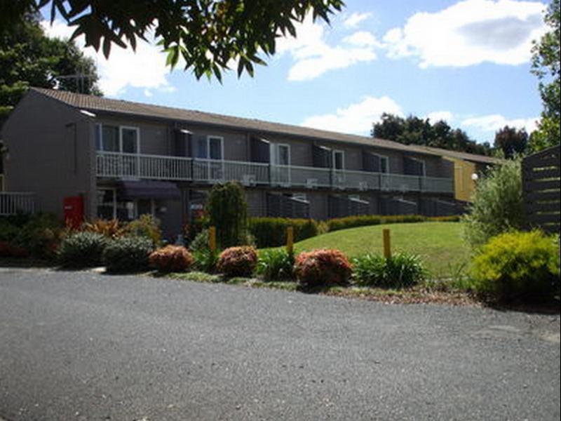 Summer East Apartments Orange Exterior photo